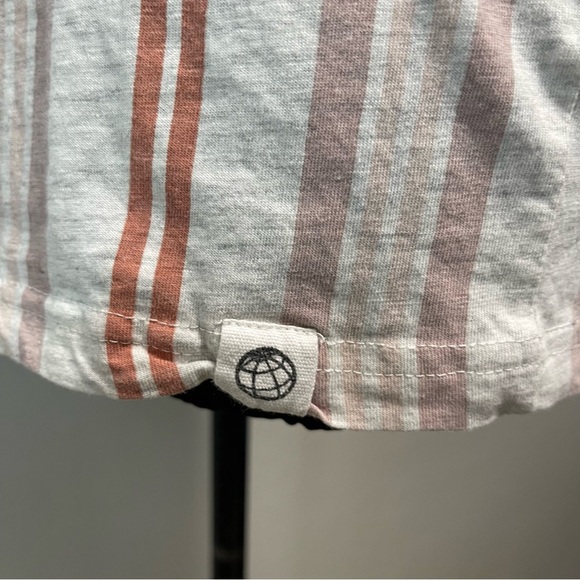 Free planet Striped Crewneck Short Sleeve Cotton Blend Top Size Small - Picture 3 of 6